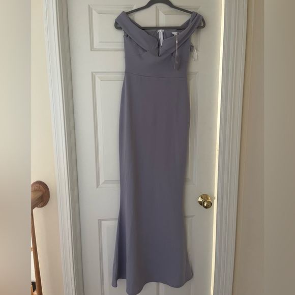 MISSGUIDED NWT Lilac plunge Maxi Dress - Picture 3 of 6